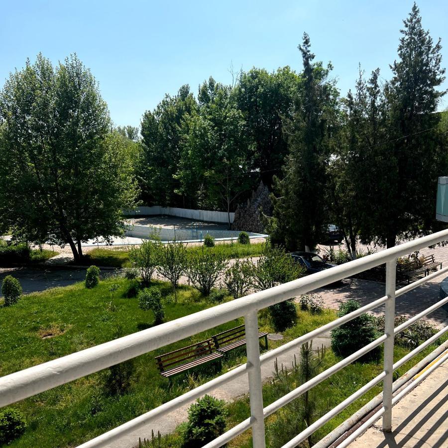 Tourist Hotel Шымкент Экстерьер фото