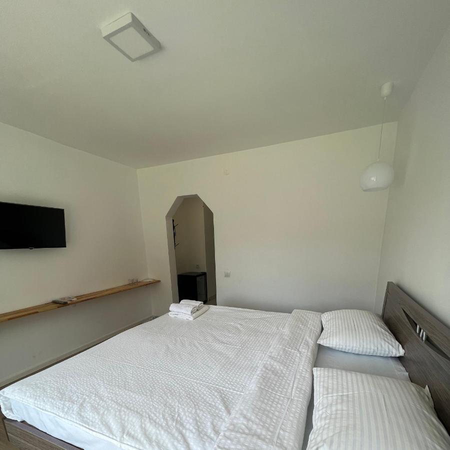 Tourist Hotel Шымкент Экстерьер фото