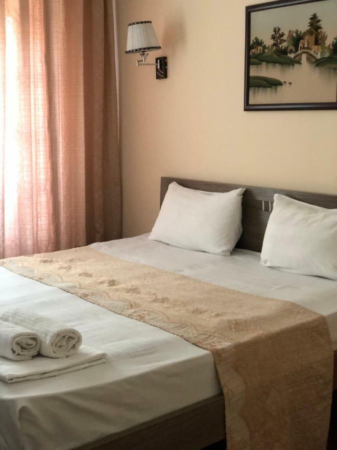 Tourist Hotel Шымкент Экстерьер фото