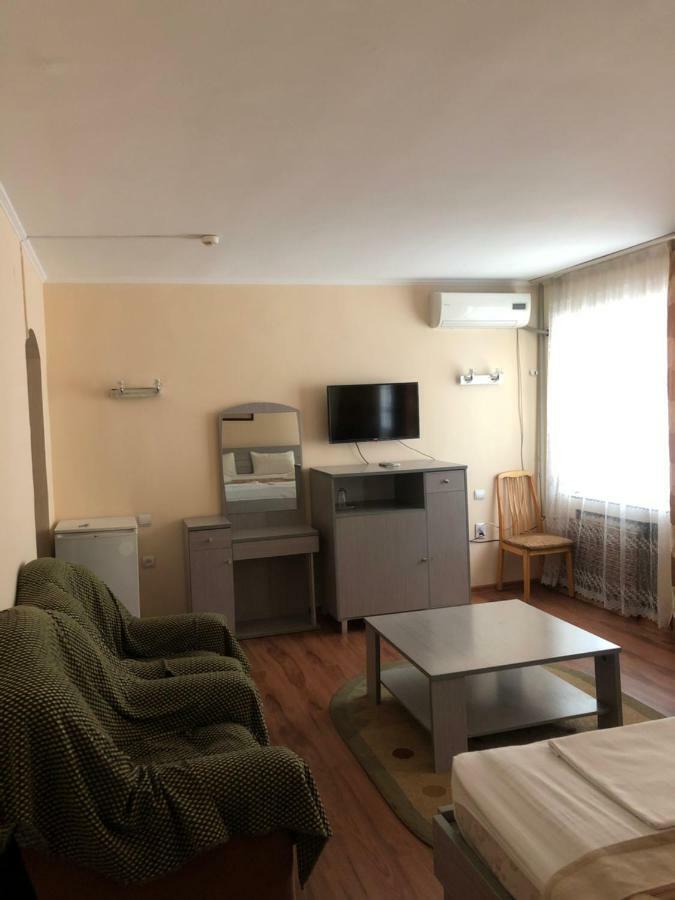 Tourist Hotel Шымкент Экстерьер фото
